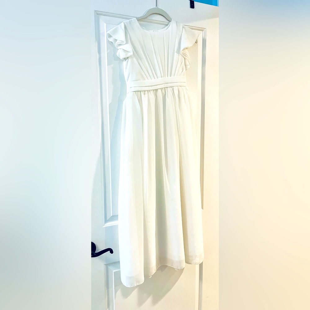 Girls (10-11) ivory-white flutter sleeve maxi dress.